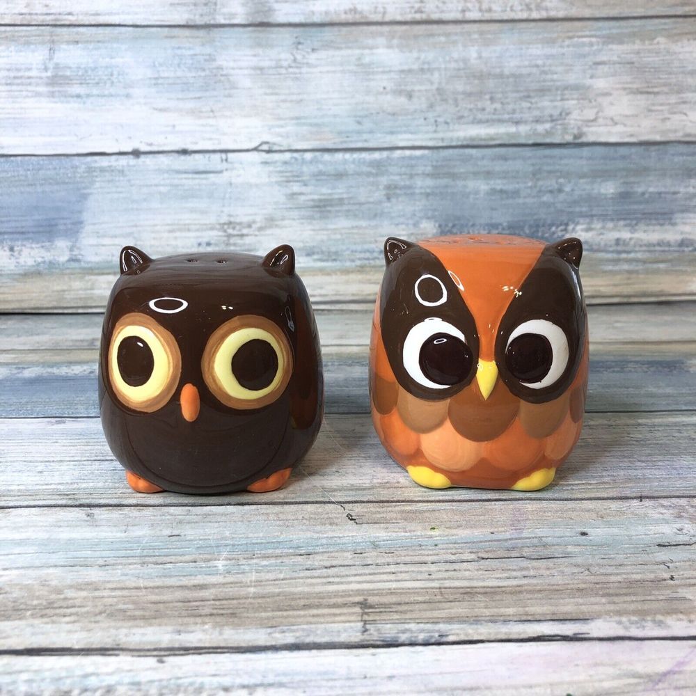Mesa Home Products‎ Ceramic Owl Salt and Pepper Shaker Set C. 1970's